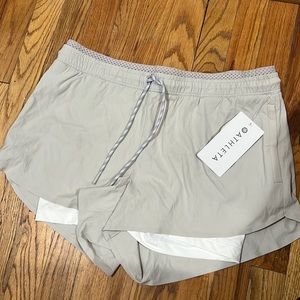 Athleta- crest 2 in 1 shortie- cream and white